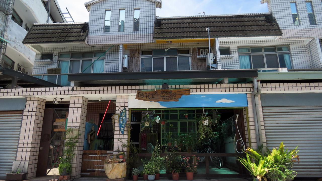 Dulan Groundnut Backpacker Hostel Тонхэ Экстерьер фото